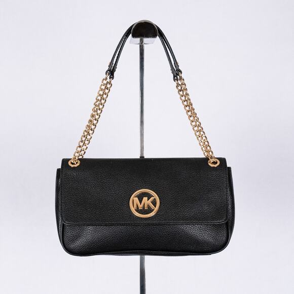 Michael Kors Fulton Flap Shoulder Bag Black Pebbled Leather Gold-Tone Logo Chain - Picture 1 of 10